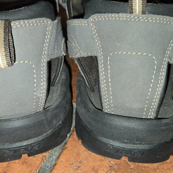 Men\'s Tevas Like New W/O Tags Sz14 main image 2